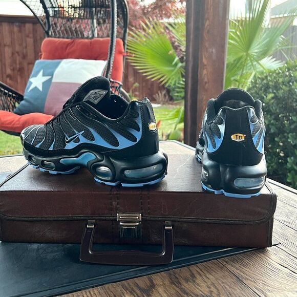 Nike Air Max Plus 'Black University Blue' - Picture 13 of 13